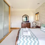 Casa Ar-belo By House And People