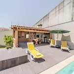 Casa Ar-belo By House And People