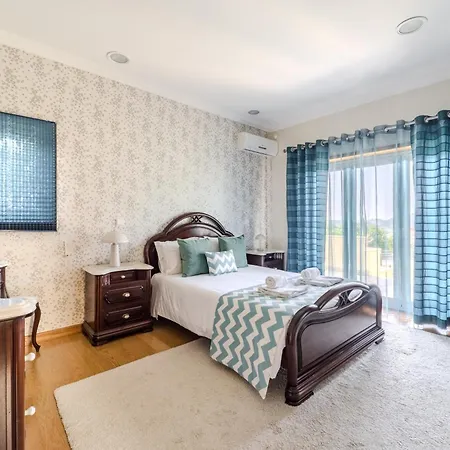 Casa Ar-belo By House And People Tamel