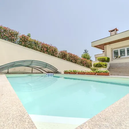 Casa Ar-belo By House And People