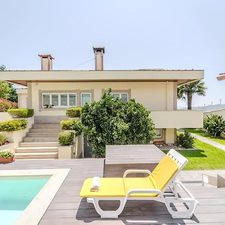 Casa vacanze Casa Ar-belo By House And People Carapecos