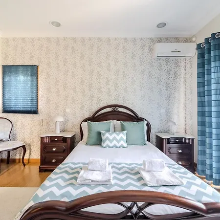 Casa Ar-belo By House And People *