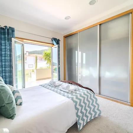 Casa Ar-belo By House And People بيت للعطل Carapecos