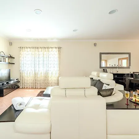 بيت للعطل Casa Ar-belo By House And People Carapecos