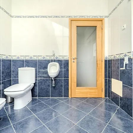 Casa Ar-belo By House And People بيت للعطل Carapecos