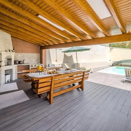 Casa Ar-belo By House And People