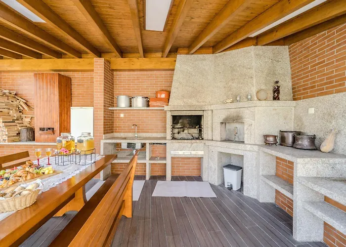 Casa Ar-belo By House And People Carapetos