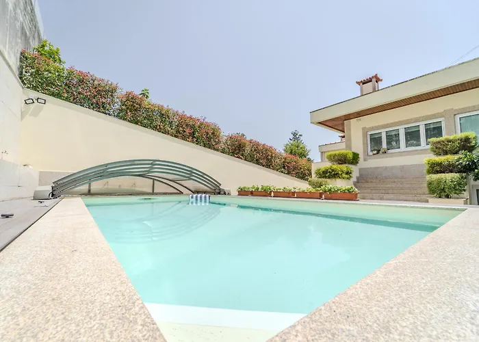 Casa Ar-belo By House And People