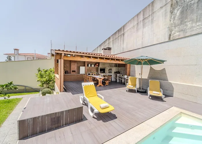 Casa Ar-belo By House And People